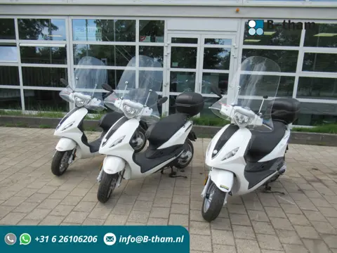 Piaggio Fly 50 4T 25km/h Snorscooter (bj 2013)