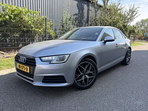 Audi A4 Limousine 1.4 TFSI Pro Line / AUTOMAAT / NAVI / CRUISE / 152dkm! NAP!