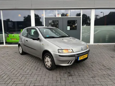 Fiat Punto 1.2 A.P.K 27-08-2027 / INSTAPPEN EN RIJDEN MAAR !!!