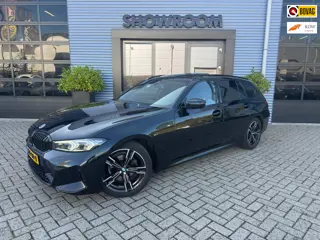 BMW 3-serie Touring 318i M-Pakket|AUTOMAAT|PANO|HARMAN/KARDON|CAMERA|LEDER/ALCANTARA