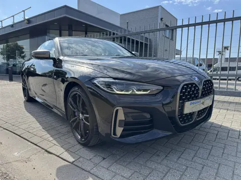 BMW 4 Serie Cabrio M440i xDrive M-sport Nekverwarming, Head-Up, trekhaak afn b.