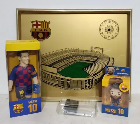 Tafelklok Fc Barcelona - Camp Nou + 2 figuren Leo Messi