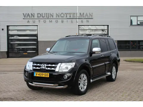 Mitsubishi Pajero 3.2 DI-D Instyle Side Window Van / Leer / Stoelverwarming / Marge