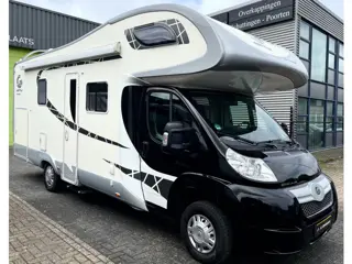 Giottiline THERRY T45 2xAIRCO LEDER LUIFEL TREKHAAK TV