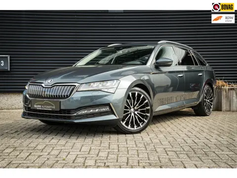 Skoda Superb Combi 1.4 TSI iV Style Business | ACC | CarPlay | Clima | Navi | DAB | DCC | Metallic |