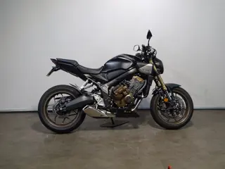 Honda CB 650 R E-CLUTCH (bj 2024)