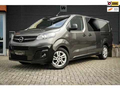 Opel Vivaro 2.0 CDTI 150PK L3 Dubbele Cabine | ACC | CarPlay | 2x Schuifdeur | Trekhaak | 6-Persoons