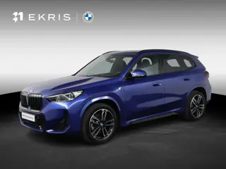 BMW X1 xDrive30e M Sport | Trekhaak | Panoramadak | SoH 100% | Driving Assistant | Elektrisch verste
