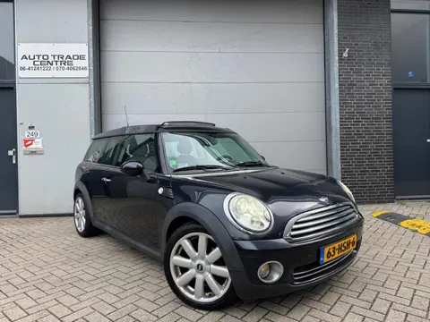 Mini Clubman 1.6 Cooper [Pano | StoelVW | Cruise | PDC | Leder]