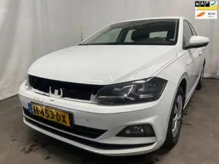 Volkswagen Polo 1.0 MPI Comfortline - Schade