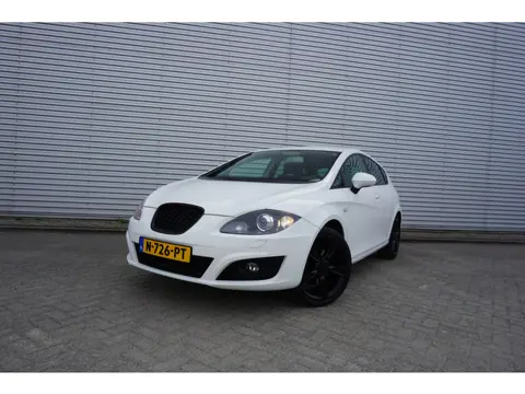 SEAT Leon 1.4 TSI Reference Airco / Navi / Cruise / Camera / Stoelverw. / Carplay / Lm velgen