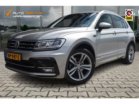 Volkswagen Tiguan 1.4 TSI R-Line | Pano | Trekhaak | Winter Pakket |