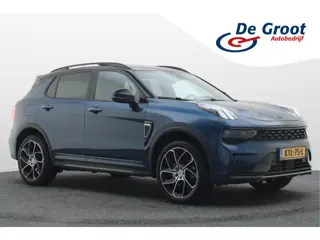 Lynk & Co 01 1.5 Plug-in Hybrid 360° Camera, Panoramadak, Apple Carplay, ACC, Keyless, Zwarte hemel,
