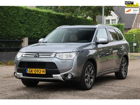 Mitsubishi Outlander 2.0 Instyle 4WD | AUTOMAAT | NAVI | CLIMA | CRUISE | LEDER | CAMERA | TREKHAAK 