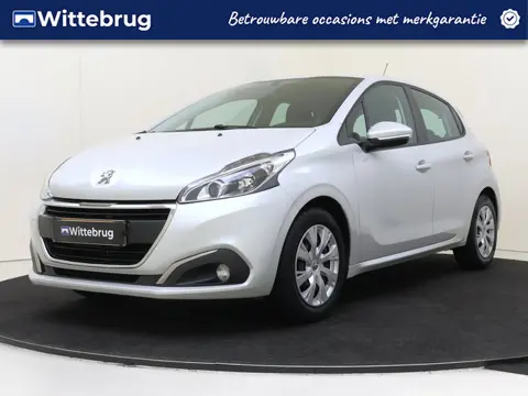 Peugeot 208 1.2 PureTech Blue Lion | Carplay | Navigatie | Airco | Parkeerhulp |