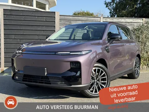 Leapmotor B10 Design ProMax 67.1 kWh 218PK Automaat Navigatie, Rondomzichtcamera, Adaptieve Cruise C