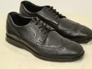 Tod's - Veterschoenen - Maat: Schoenen / EU 41