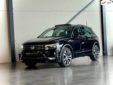 Volkswagen Tiguan 2.0 TSI 4Motion R-Line,Panodak,Trekhaak,ACC,Virtual Dash,HUD,DYN