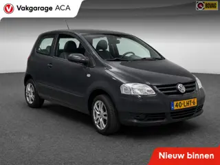 Volkswagen Fox 1.2 Trendline // 98.000 km // STUURBEKRACHTIGING // ELECTRISCH PAKKET //