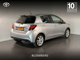 Toyota Yaris 1.5 Hybrid Dynamic | All-Season banden | Privacy Glass | Camera |