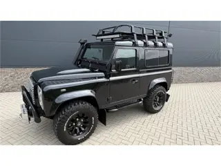 Land Rover Defender 90 X-tech Airco / 4 persoons / expeditie ready