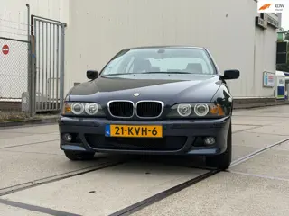BMW 5-serie 530i E39 Automaat Xenon/19inc Breedset Apk