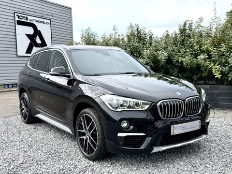 BMW X1 sDrive18i Aut Leer|Camera|Memory|Navi|Trekhaak Zwart