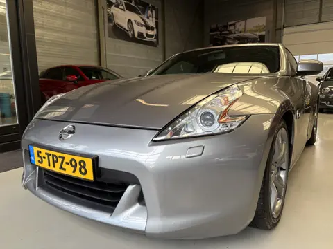 Nissan 370Z 3.7 V6 Pack Bose, Cruise, Navi (bj 2012)