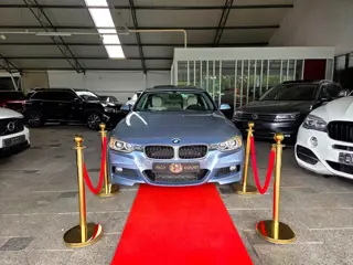 BMW 3-serie 320I SEDAN M PAKKET PANORAMA AUT HARMAN 2012!
