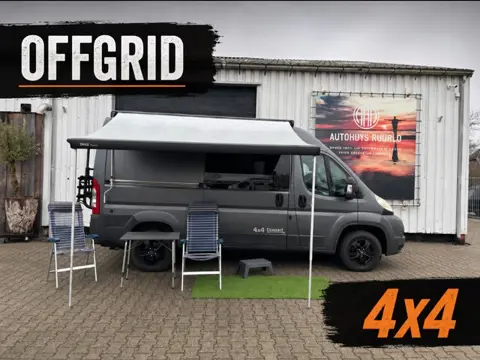 Pössl Verhuurpotentie tot €7.000 p Dangel Enkele bedden Laagseizoen korting VAN€2500 !!! Peugeot Box