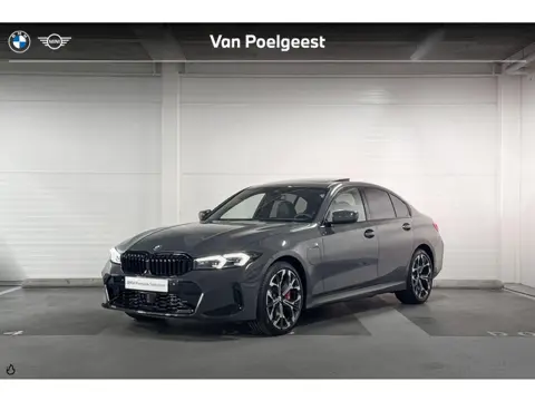 BMW 3 Serie Sedan 330e M Sport Pro | Schuifdak