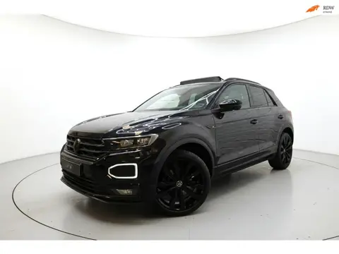 Volkswagen T-ROC 1.5 TSI 3x R LINE PANO VIRTUAL KEYLESS CAM