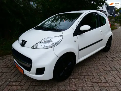 Peugeot 107 1.0-12V XR 3-deurs Airco Zuinig A-Label Historie