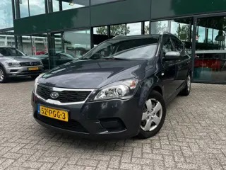 Kia (NL-Auto, Trekhaak, Airco) Cee'd 1.4 CVVT X-tra
