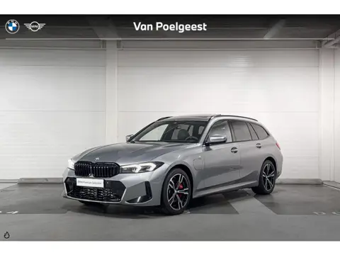 BMW 3 Serie Touring 330e M Sport | Schuifdak |