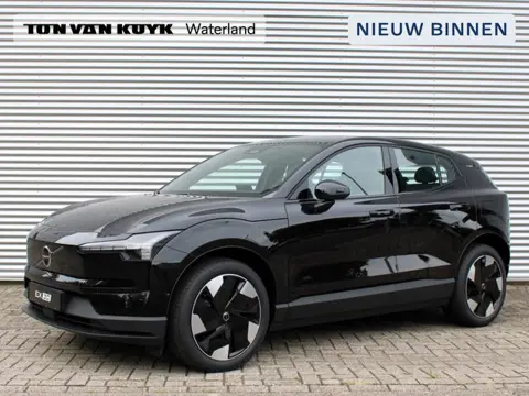 Volvo EX30 Single Motor Extended Range Plus Automaat / Verwarmde voorstoelen / Verwarmd stuurwiel / 