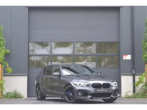 BMW 1-serie 120i Edition M Sport Shadow High Executive Automaat | Leer | Stoelverwarming | Cruise Co