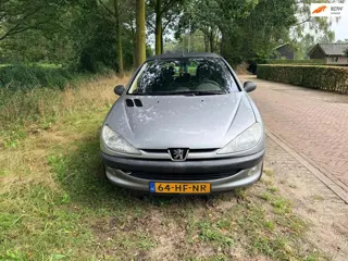 Peugeot 206 1.6-16V Gentry