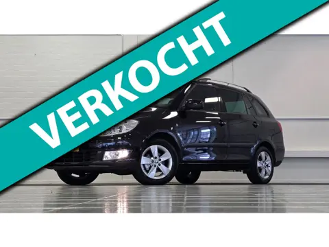 Skoda Fabia Combi 1.2 TSI Drive Airco Trekhaak Navigatie Mooi!