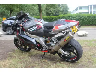 Aprilia RSV 1000R  RSV 1000 R Sport