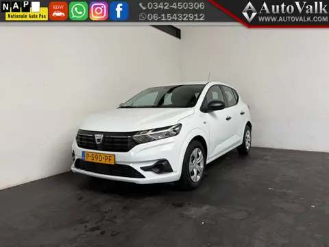 Dacia Sandero 1.0 TCe 90 Essential. Trekhaak! (bj 2022)