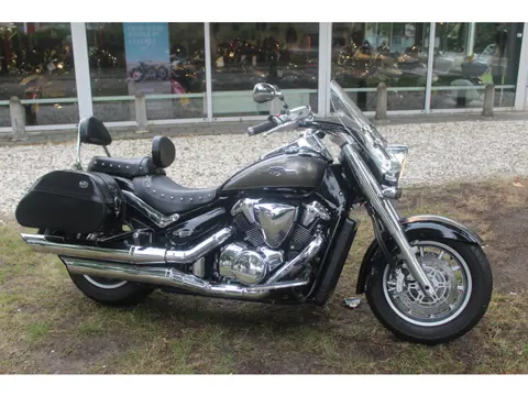 Suzuki VLR 1800  Intruder VLR-1800 T