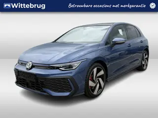 Volkswagen Golf 1.5 eHybrid 272pk GTE DSG Automaat Panoramadak / 18"LM velgen / Trekhaak / Navigatie