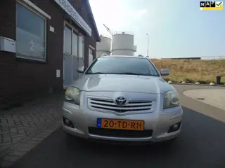 Toyota Avensis Wagon 2.0 VVTi Executive automaat met leder airco trekhaak