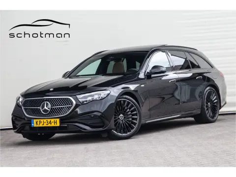 Mercedes-Benz E-Klasse Estate 300 e AMG Premium, Hyperscreen, Distronic, Pano, Bruin Leder, Trekhaak