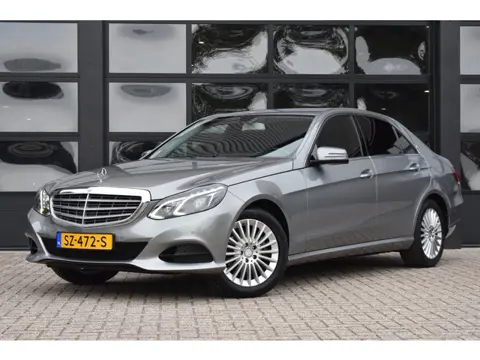 Mercedes-Benz E-klasse 200 Ambition '13 LED Clima Navi Cruise Inruil mogelijk