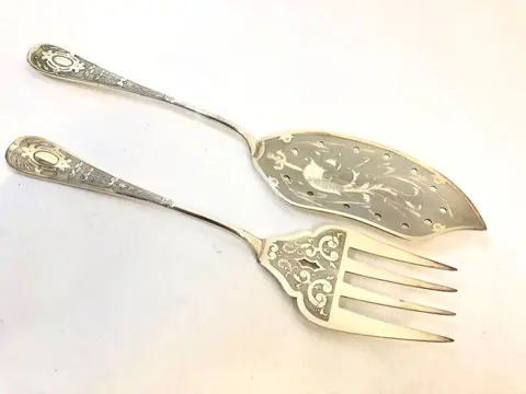 WMF - Vis-Dienbestek (2) - Jugendstil - Verzilverd, metaal