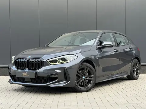 BMW 1-serie 118i M-Sport Cruise|Carplay|Navi|PDC|Half leder|Stoelverwarming