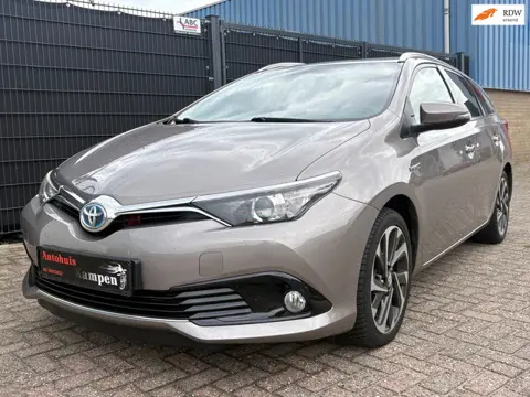 Toyota Auris Touring Sports 1.8 Hybrid