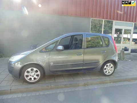Mitsubishi Colt 1.3 Invite automaat met airco top auto